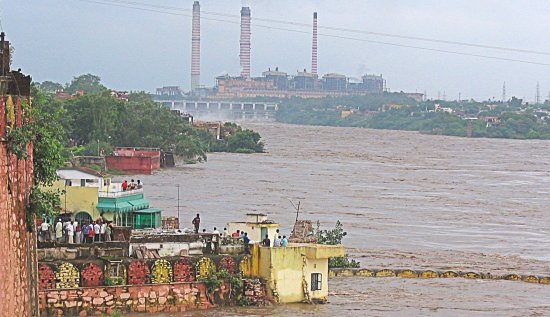 Baraj scene with flooded Chambal